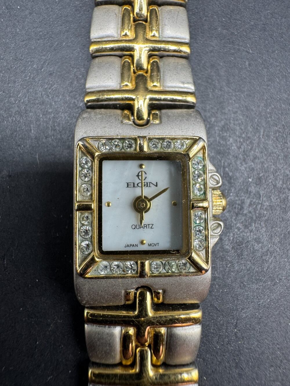 Vintage Elgin Diamond Cut Ladies Quartz Watch Two Tone White Dial ELC135